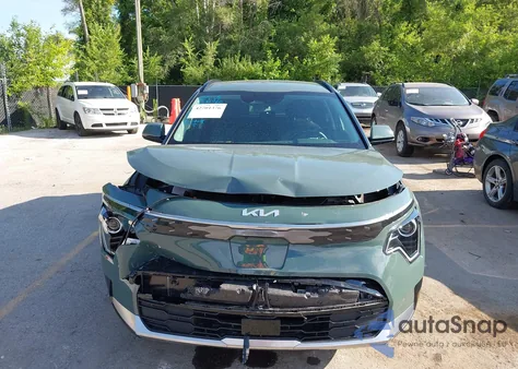 2023 Kia Niro Ev Wind из США, поврежденный, VIN KNDCR3L13P5059291